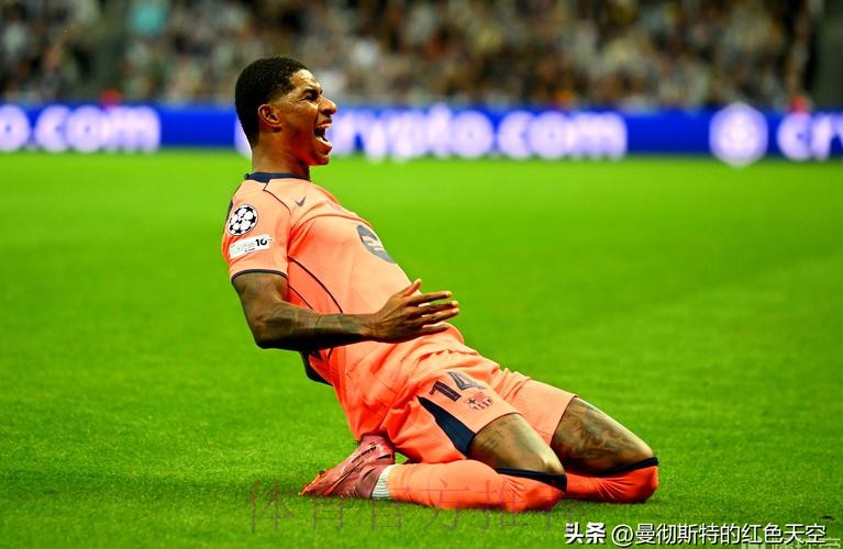 阿斯:贝西克塔斯有意阿拉巴,但需球员降薪 阿斯:贝西克塔斯有意阿拉巴,但需球员降薪